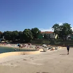 Narzissa Daire Pula